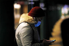 В США могут начать раздавать маски всем американцам