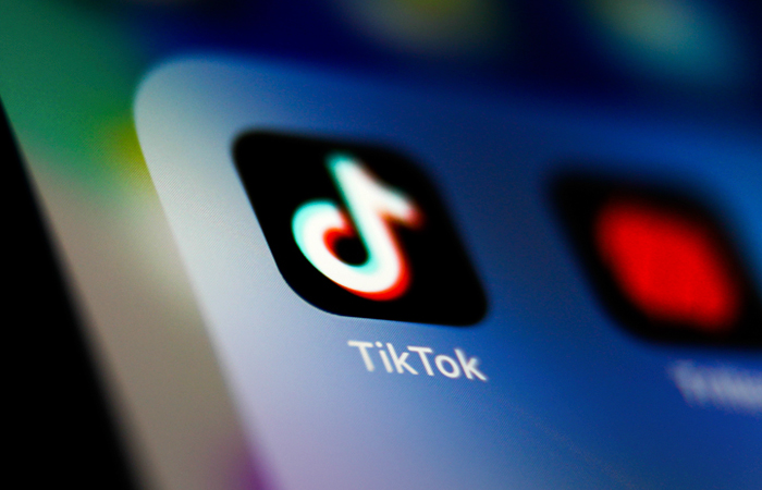 Продажа американских операций TikTok отложена на неопределенный срок