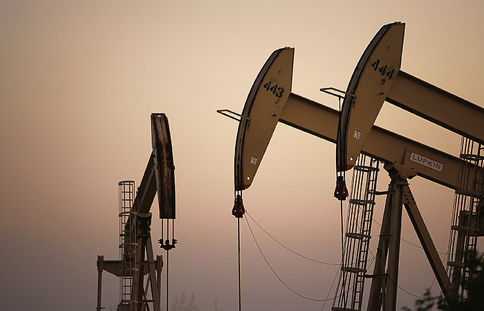 МЭА снизило прогноз мирового спроса на нефть на год до 5,4 млн б/с