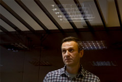 Навальный оштрафован на 850 тысяч рублей за клевету на ветерана