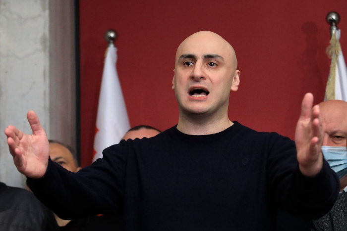 Лидер оппозиционной партии задержан в столице Грузии полицейским спецназом