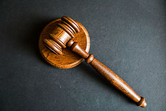 Подозреваемых в избиениях в ярославской колонии отправили под домашний арест