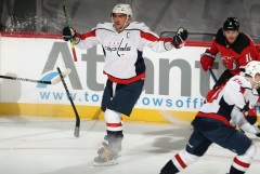 713-й гол Овечкина в НХЛ принес "Вашингтону" победу над "Нью-Джерси"