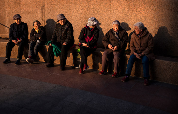 Китай будет повышать пенсионный возраст