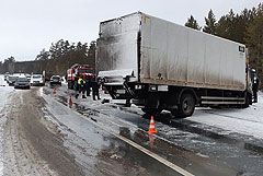 В легковушку, попавшую в аварию под Самарой, набилось семь человек