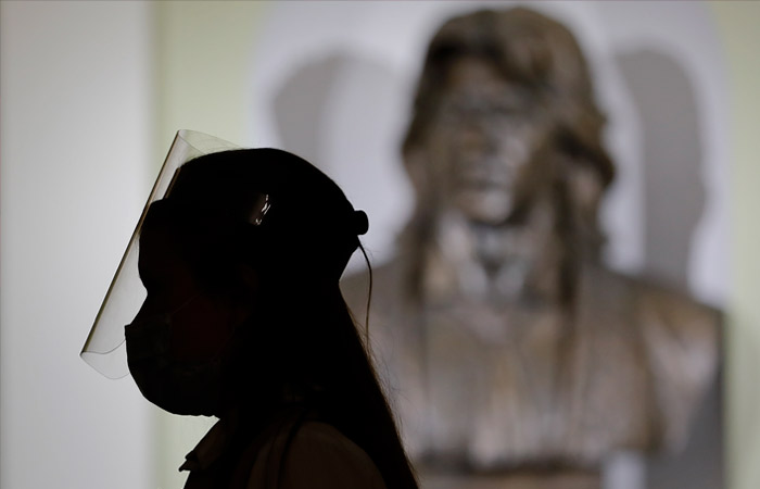 Прирост случаев COVID-19 в России вторые сутки остается меньше 10 тыс.