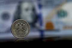 Володин заявил, что Россия сокращает зависимость от доллара