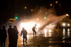 Беспорядки продолжились в Северной Ирландии в ночь на субботу