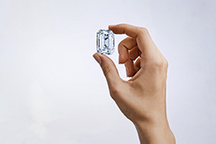 АЛРОСА выставит на аукцион Christie's бриллиант массой свыше 100 карат