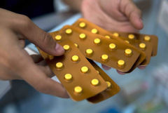 Великобритания начала разрабатывать таблетки от COVID-19