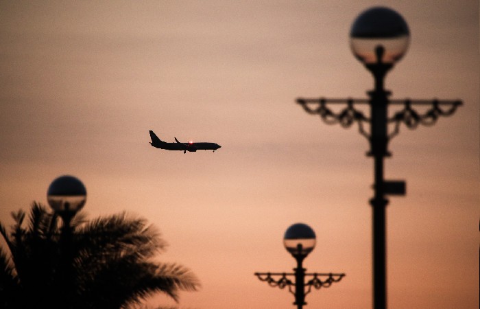 Более двух тысяч человек застряли в аэропорту Сочи из-за непогоды
