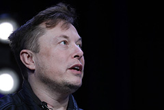 Илон Маск опустился на третье место в рейтинге богатейших людей мира