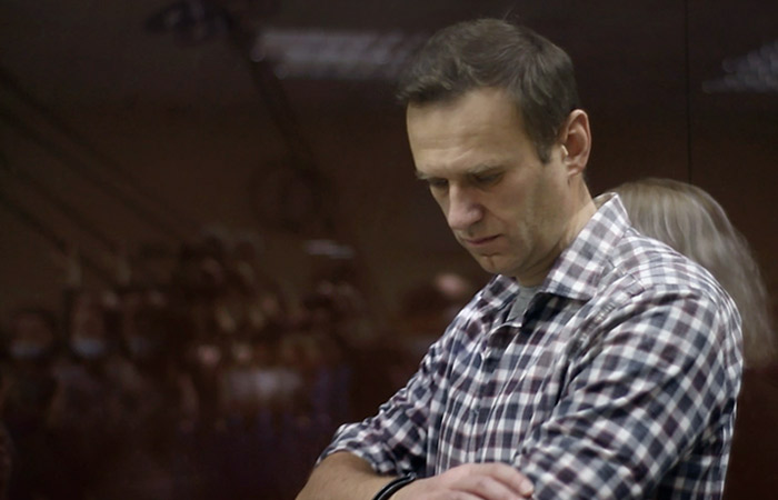 С Навального взыскали 30 тыс. руб. по иску Пригожина, просившего 10 млн