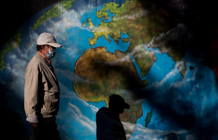 В РФ выявили 154 образца неизученных мутаций COVID-19