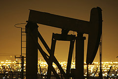 Цены на нефть выросли на 1,7% на новостях о шторме в Атлантике