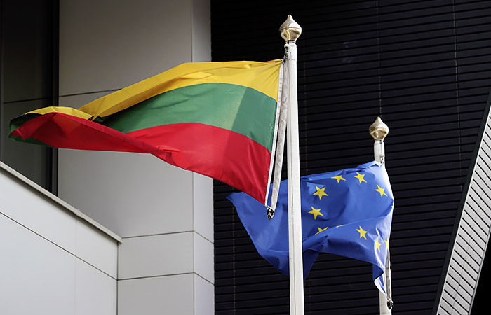 Литва запретила авиасообщение с республикой через воздушное пространство Белоруссии