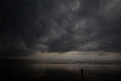 Мощный ураган ударил по восточному побережью Индии