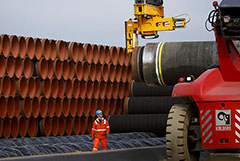 Новак отметил экологичность газа, поставляемого в Европу по "Северному потоку"