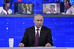 Кремль пообещал, что "прямая линия" с Путиным состоится в этом году