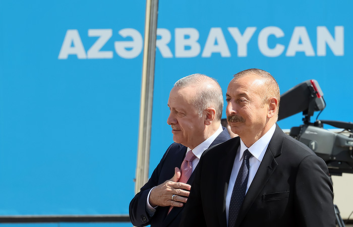 Алиев и Эрдоган подписали декларацию о союзнических отношениях