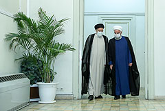 Рухани встретился с лидирующим на выборах президента Ирана Раиси