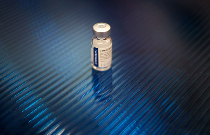 Путин привился "Спутником V"