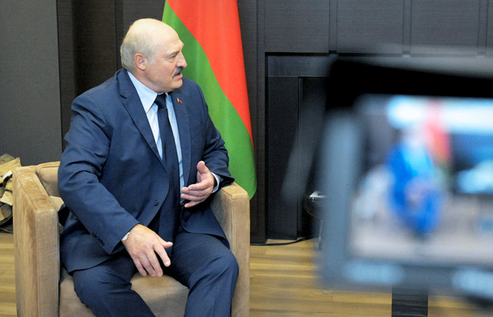 Лукашенко обвинил террористов в попытке подорвать узел связи ВМФ России