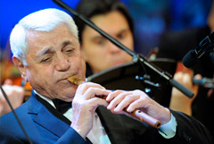 Умер композитор и мастер игры на дудуке Дживан Гаспарян