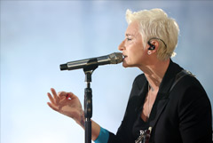 Организаторам концерта Арбениной грозит штраф до 1 млн руб. за нарушение COVID-мер