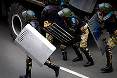 В Минске силовики пришли к движению "За свободу" и Хельсинкскому комитету