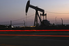 Цены на нефть снизились на решении ОПЕК+