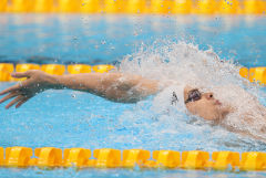 Россиянин Рылов с олимпийским рекордом выиграл заплыв на 200 м на спине