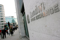 Фондовые индексы Европы снизились и завершили месяц разнонаправленной динамикой