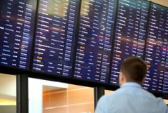 Свыше 30 рейсов отменено в аэропортах Москвы на фоне ливня