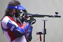 Россиянин Каменский завоевал серебро в стрельбе