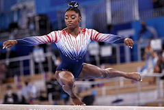 Симона Байлз завоевала бронзу Олимпиады в упражнении на бревне