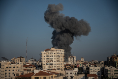 Израильские военные атаковали объекты движения ХАМАС в секторе Газа