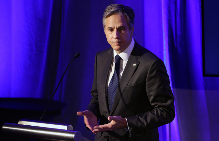 Блинкен обсудил атаку на танкер Mercer Street с главой МИД Саудовской Аравии