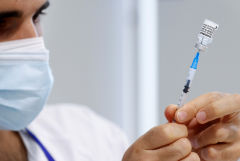 Эксперты призвали богатые страны отказаться от третьей дозы вакцины от COVID-19