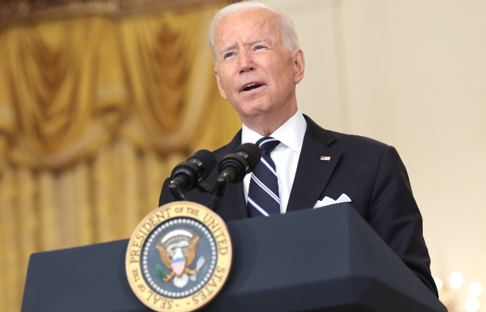 Байден заявил, что уход США из Афганистана не мог не спровоцировать хаос