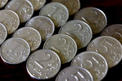 Рубль утром стабилен к доллару и евро на фоне неоднозначных внешних сигналов