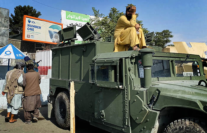 СМИ сообщили о переговорах талибов о сдаче последней свободной провинции