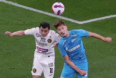 "Зенит" обыграл ЦСКА и вышел в лидеры РПЛ