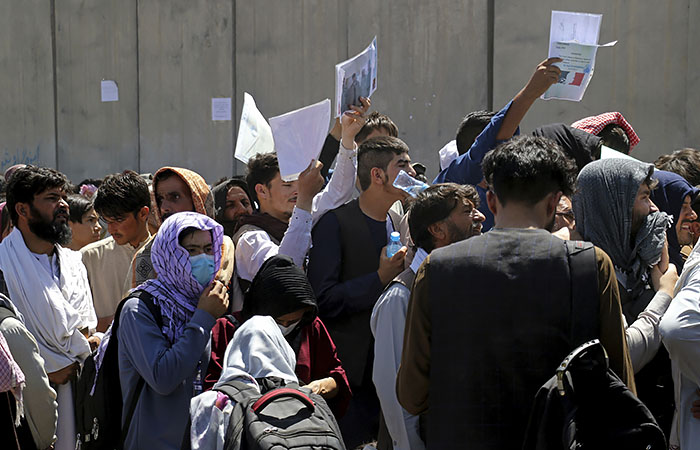 Посол РФ сообщил о гибели порядка 50 человек в аэропорту Кабула