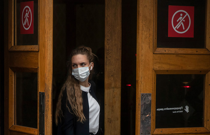 Число заболевших COVID-19 в Москве сократилось на 20% за неделю