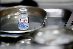 В отозванных ранее вакцинах Moderna в Японии нашли нержавеющую сталь