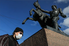 Петербург вновь вышел в лидеры по суточному COVID-приросту в РФ