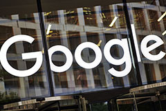 Приставы связали визит в офис Google с решением суда по "Умному голосованию"