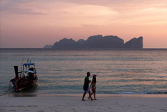 Бангкок и еще 9 провинций Таиланда откроют для привитых туристов после 1 ноября
