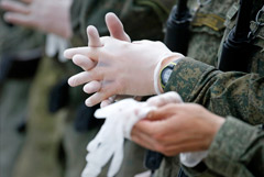 "Солдатские матери Санкт-Петербурга" закрыли программу помощи военнослужащим